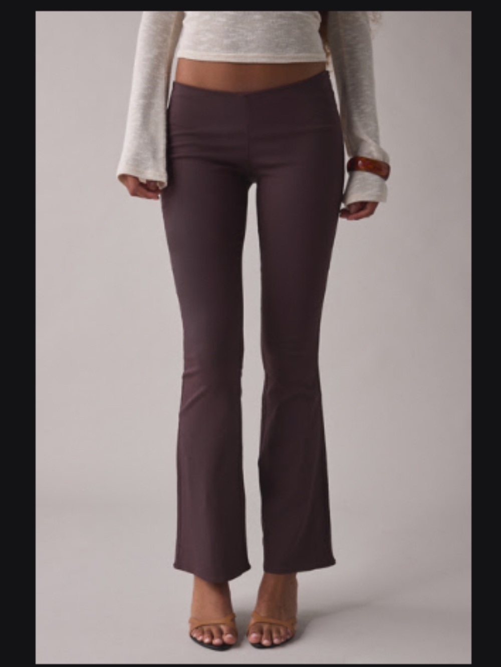 Kimchi Blue Hailey Stretch Pull-On Low-Rise Flare Pant